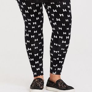 NWT Torrid Disney Minne Mouse Bow Leggings Sz 5x